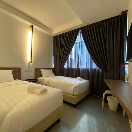 T Hotel Jalan Sultanah Alor Setar Kültér fotó