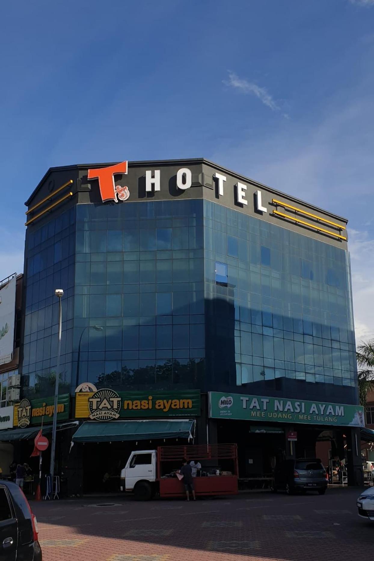 T Hotel Jalan Sultanah Alor Setar Kültér fotó